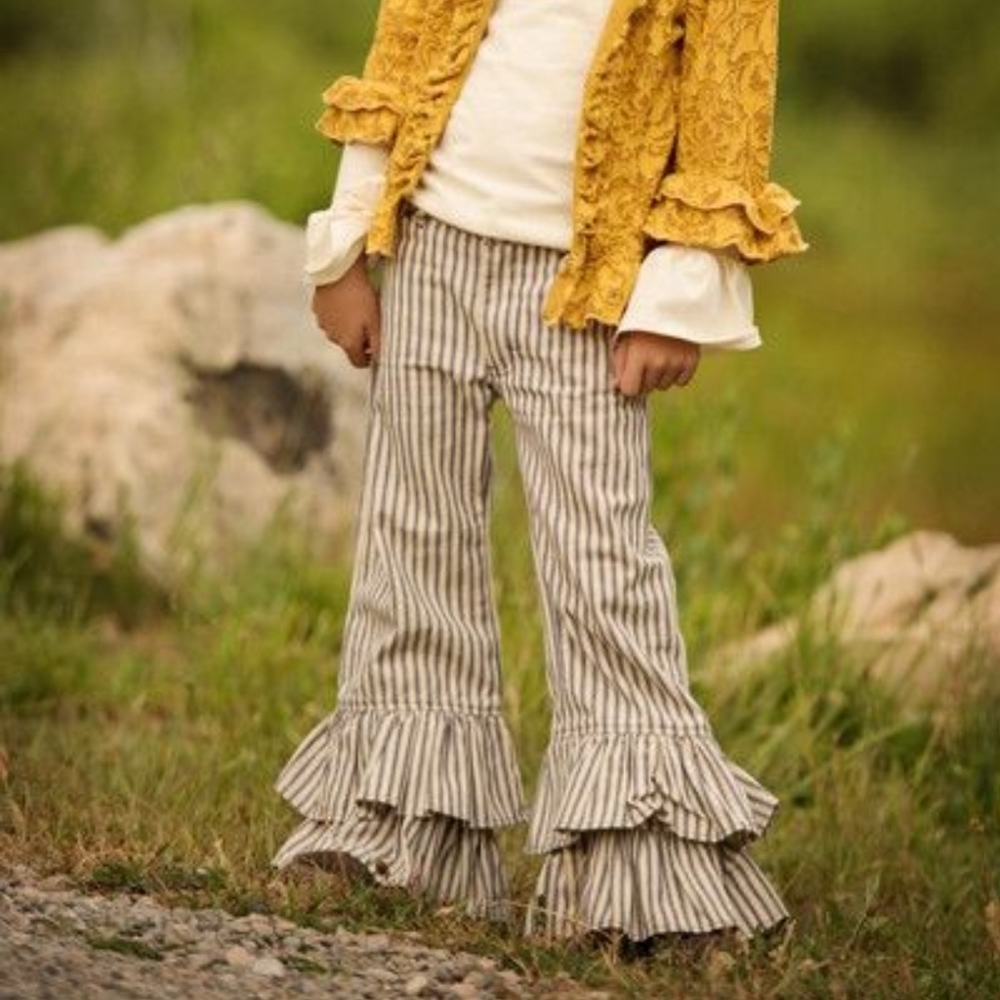 Persnickety double ruffle denim pants with sash - Picture 2 of 8